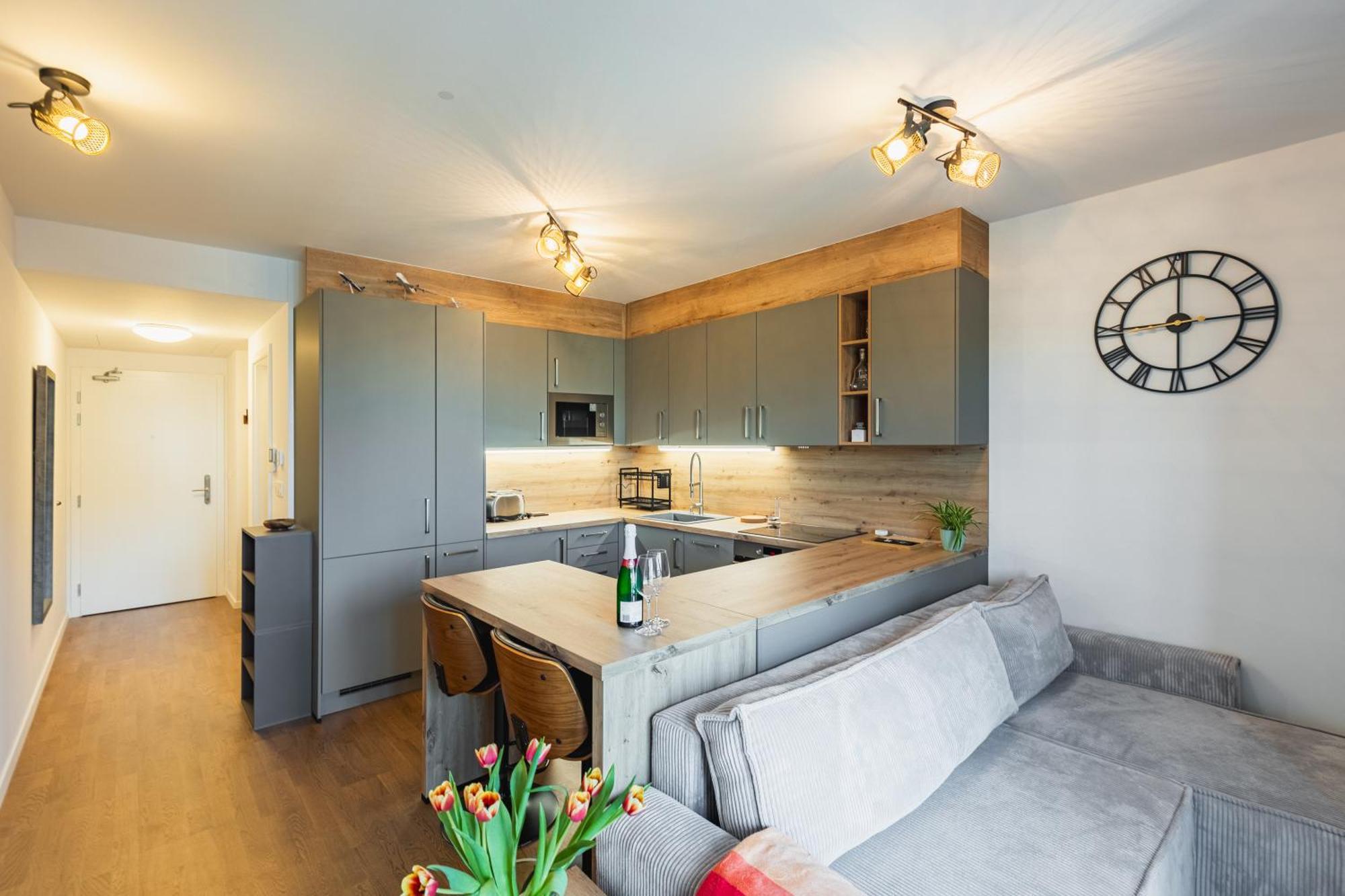 Bnb Slovakia Guthaus 64D Bratislava Ngoại thất bức ảnh